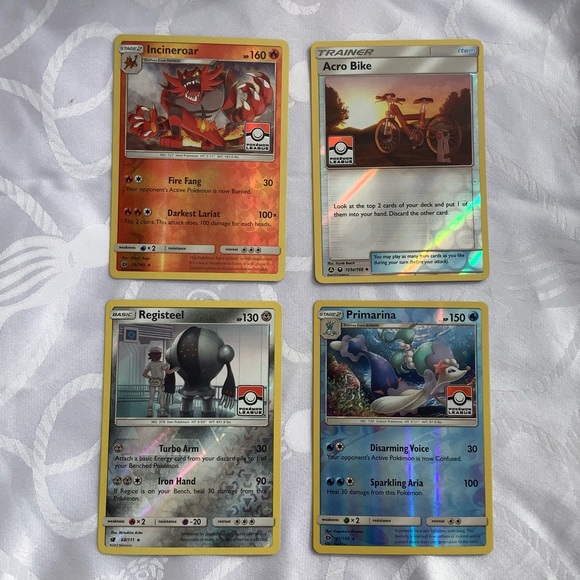 4 Different Pokémon Cards Reverse Foil with Pokémon League Sign - Picture 13 of 14